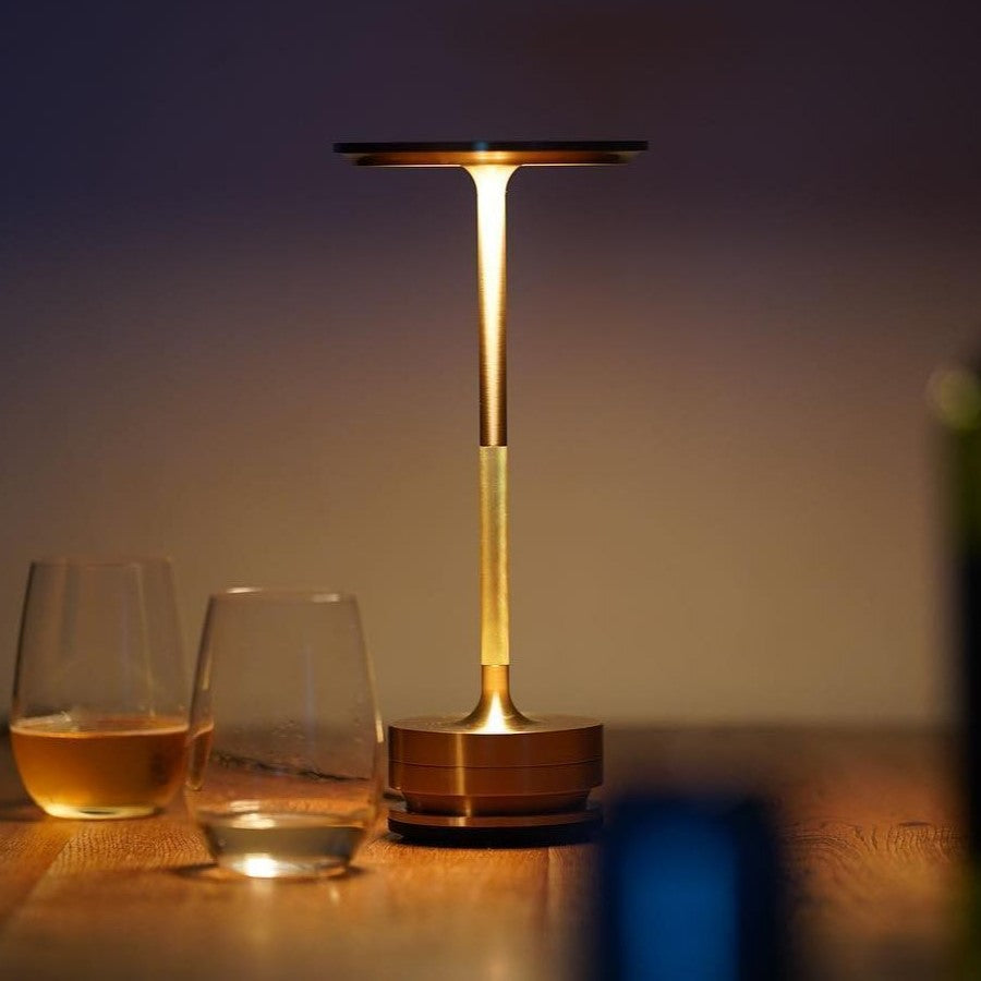 Luminous Elegance Lampe